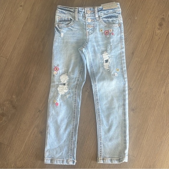 Cat & Jack NWT Girls' Floral Mid-Rise Embroidered Button-Front Girlfriend Jeans - Picture 6 of 9